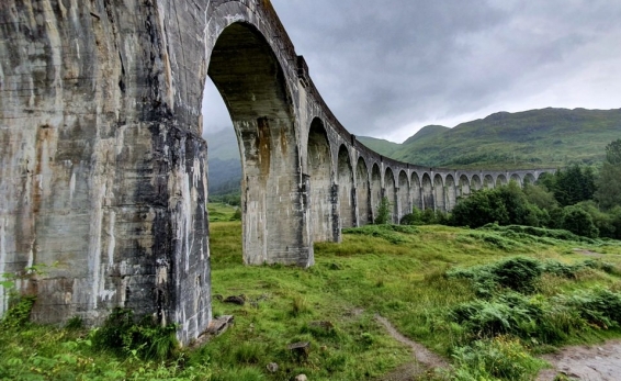 Glenfinnan Viaduct: najsłynniejsza przeprawa kolejowa