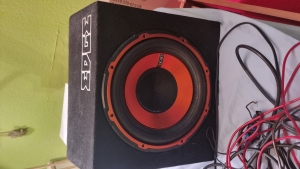 subwoofer ze wzmacniaczem